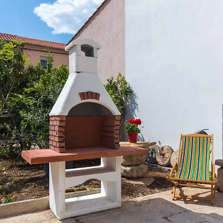 بيت للعطل House With A Parking Space Punat, Krk - 14698 بونات