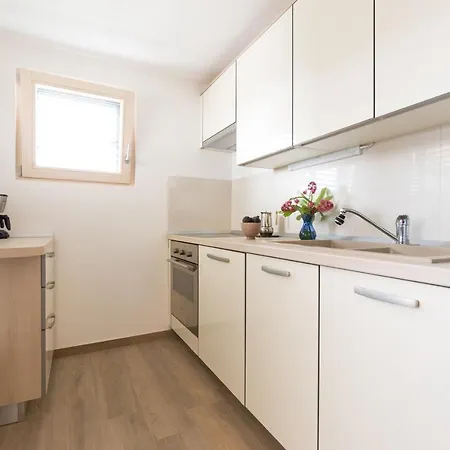 House With A Parking Space Punat, Krk - 14698 Hébergement de vacances