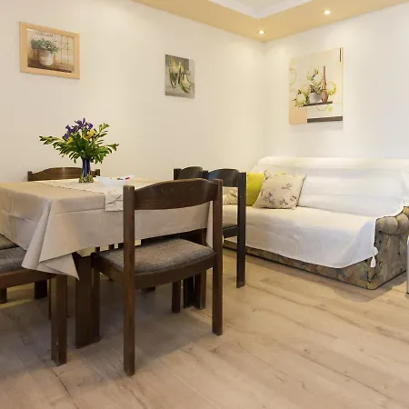 House With A Parking Space Punat, Krk - 14698 Hébergement de vacances *