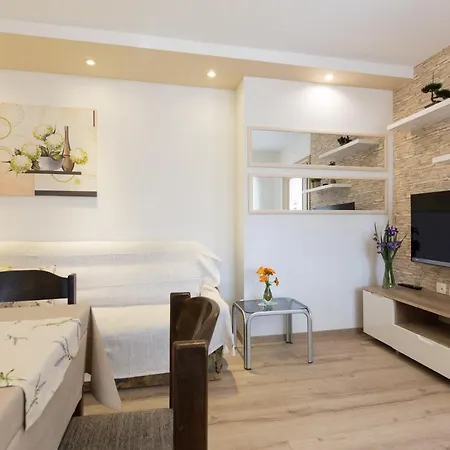 House With A Parking Space Punat, Krk - 14698 * פונאנט