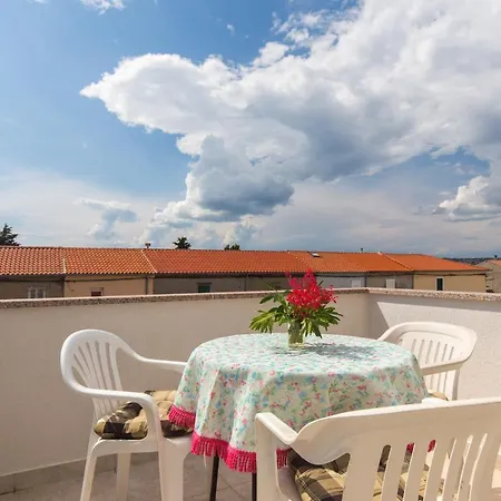 House With A Parking Space Punat, Krk - 14698